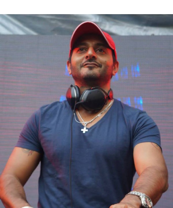 Profile photo of Ishaan Parashar